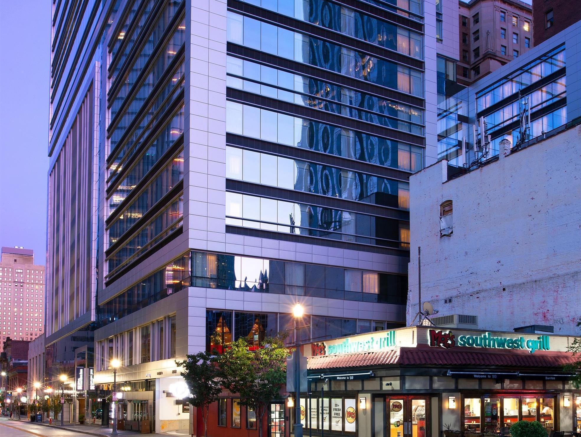 Hilton Garden Inn Pittsburgh Downtown Exterior foto